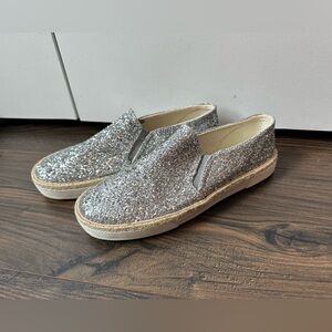 Jack Rogers Women’s Tucker Silver Sparkle Slip On Espadrille Sneakers (Size 7)
